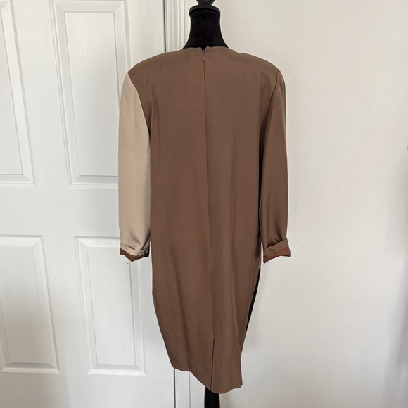 Steve Fabrikani Vintage NWT Color Block Long Sleeve Dress with Gold Accents - Picture 6 of 15